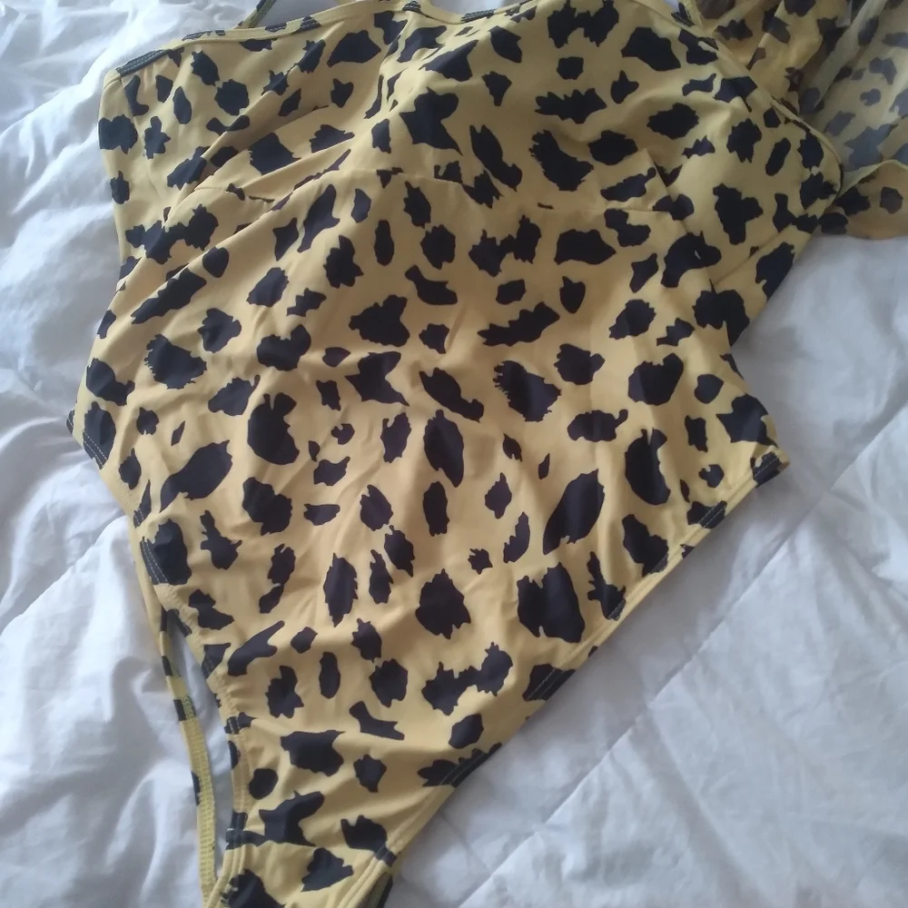 Bathing suit - Picture 4 of 6